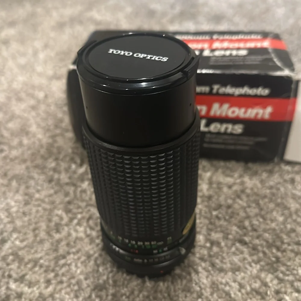 Canon 75-200mm Telephoto Lens - Black and Red